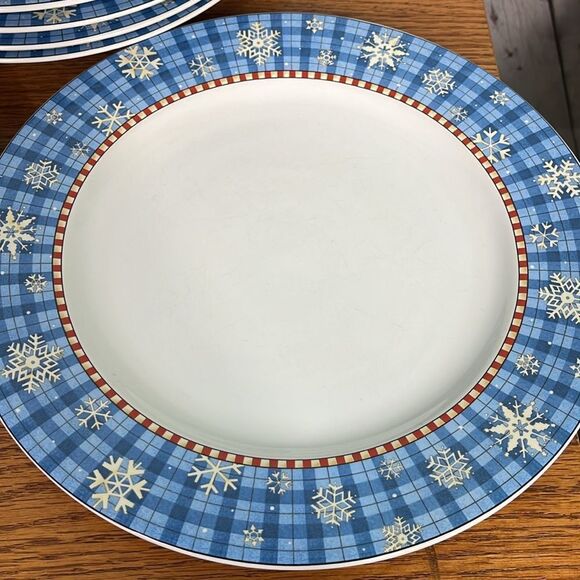 Set A-  Snowflake dinner plates set of 2 by Sakura Debbie Mumm 11” - Picture 2 of 5
